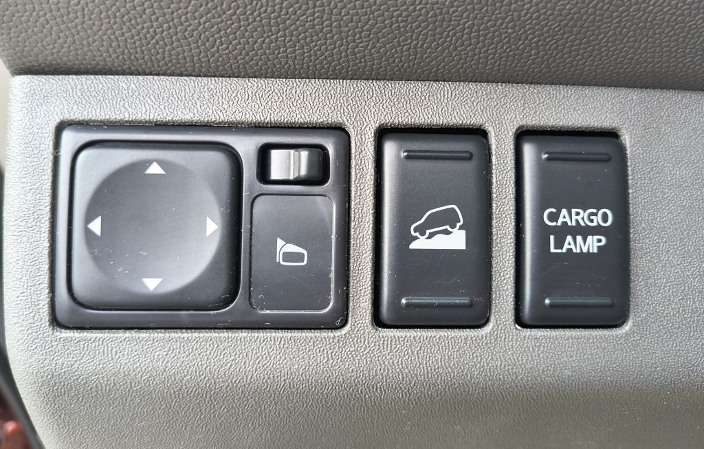 2016 Nissan Frontier Image 15