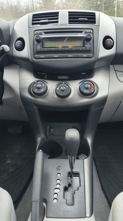 2012 Toyota Rav4 Image 8