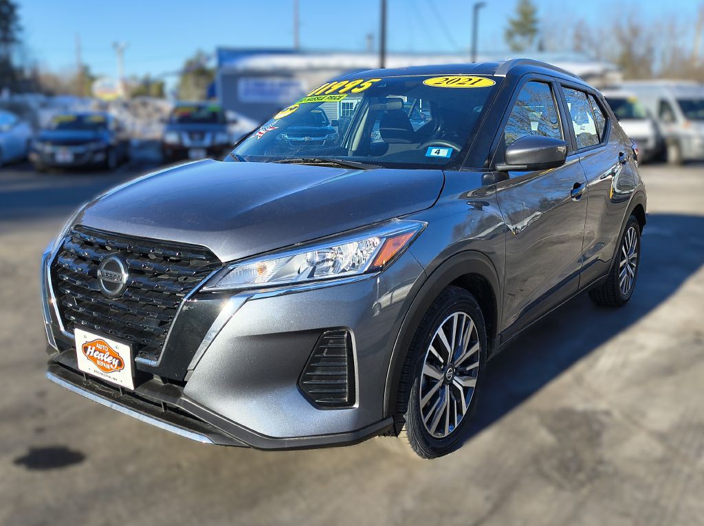 2021 Nissan Kicks Image 1