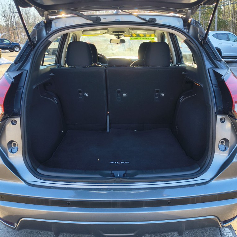 2021 Nissan Kicks Image 7