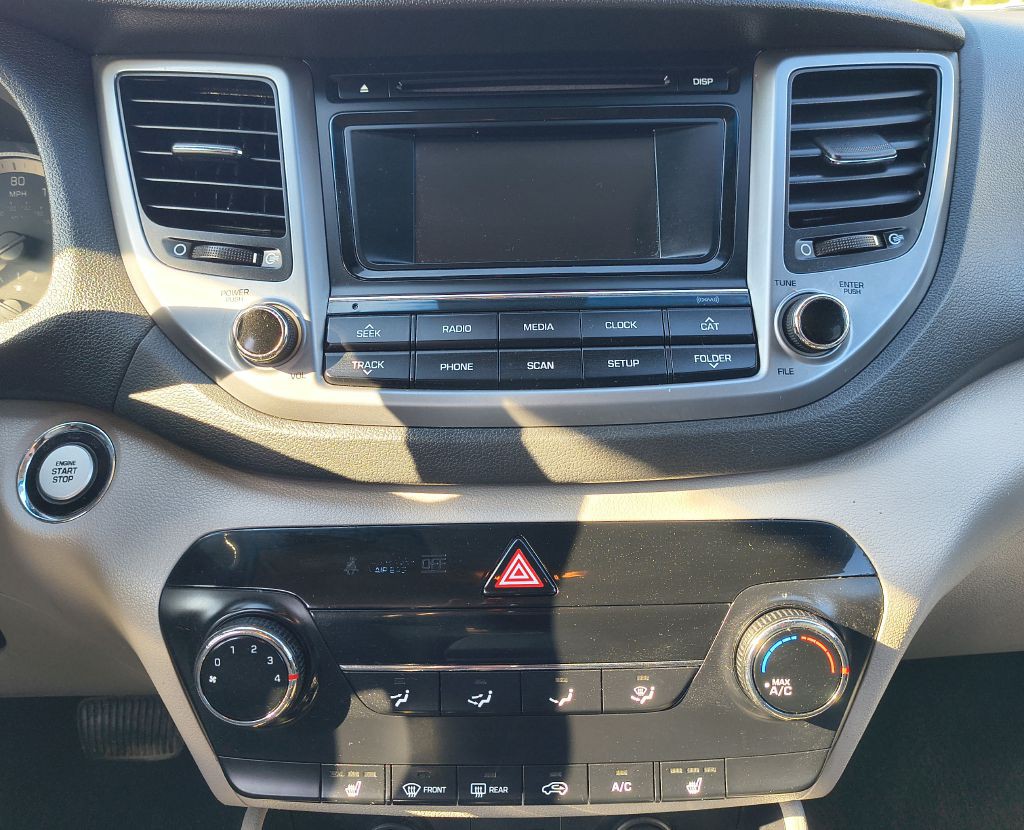 2016 Hyundai Tucson Image 8