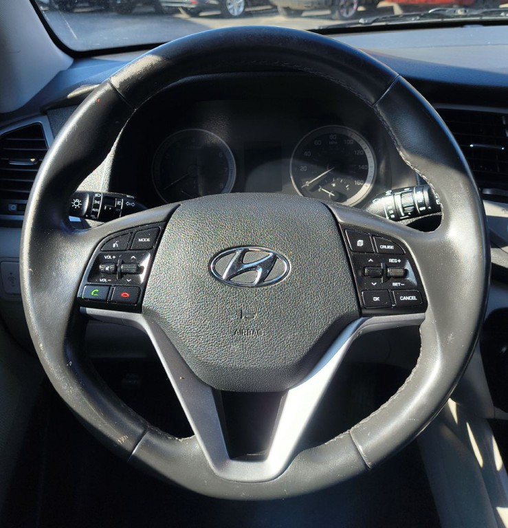 2016 Hyundai Tucson Image 9
