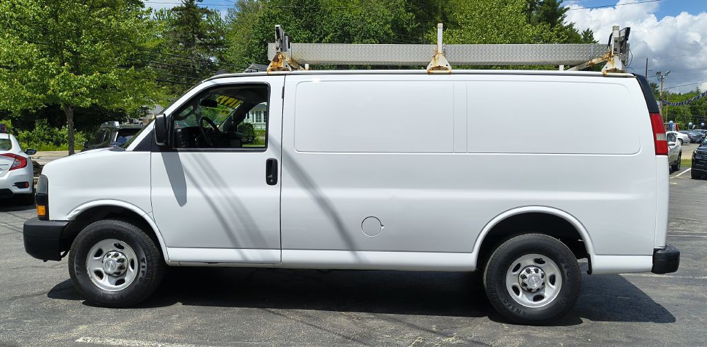 2018 Chevrolet Express Image 6