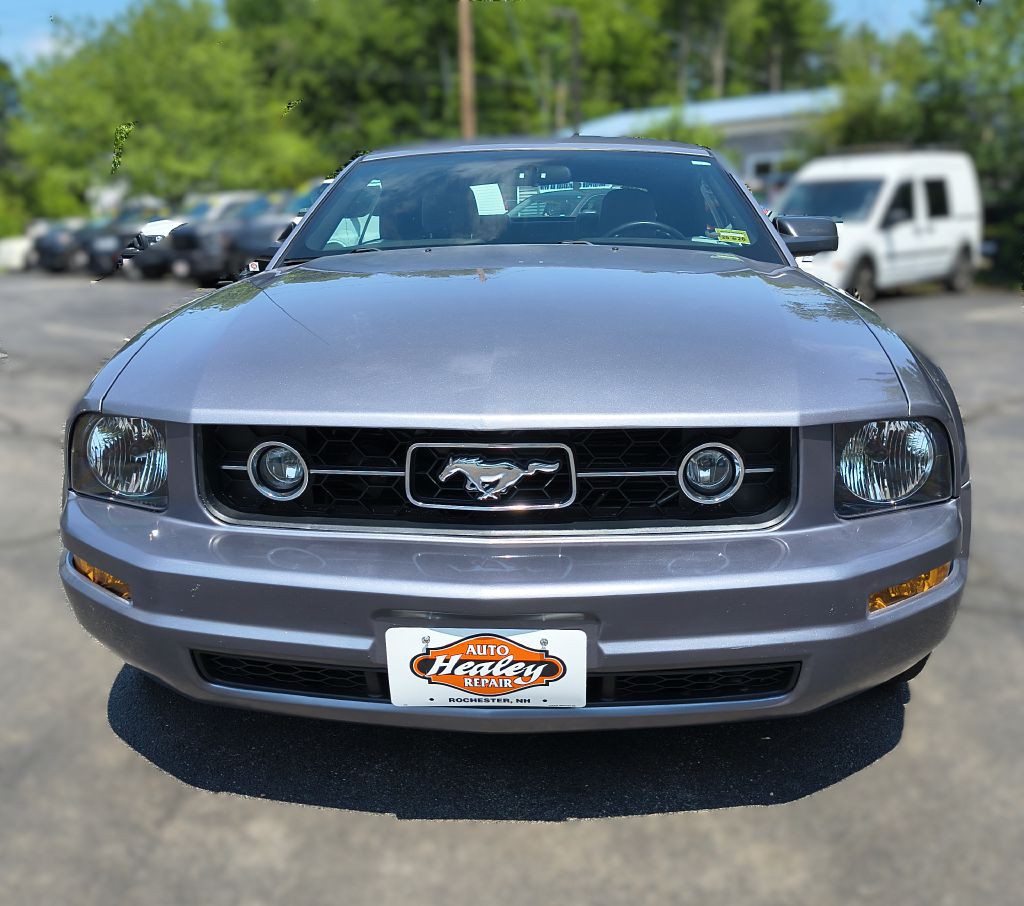 2006 Ford Mustang Image 2