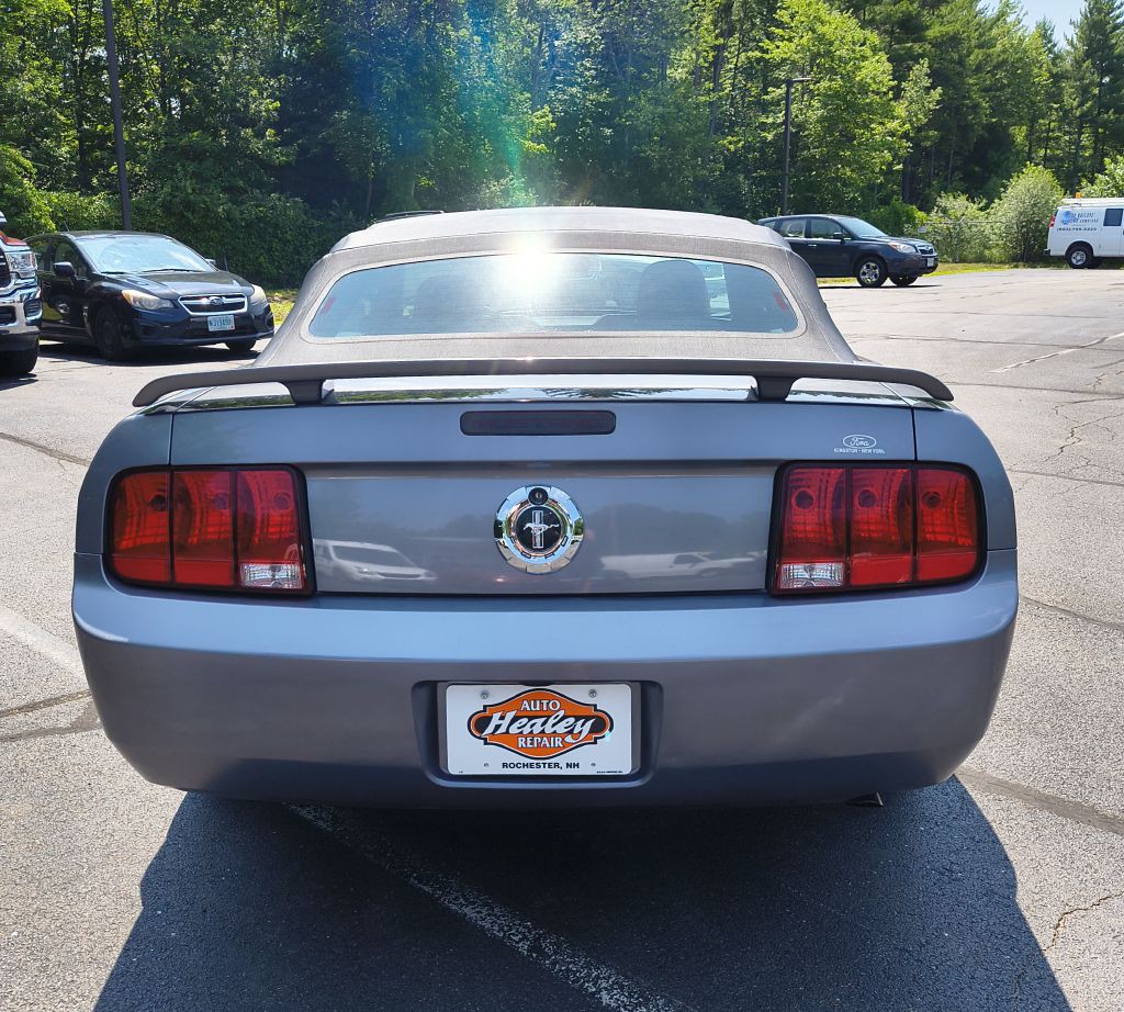 2006 Ford Mustang Image 5