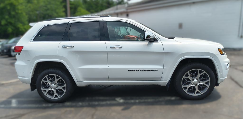 2021 Jeep Grand Cherokee Image 4
