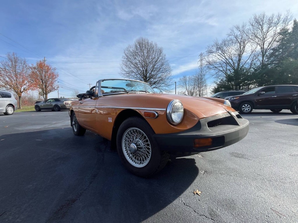 1976 MG MGB Image 4