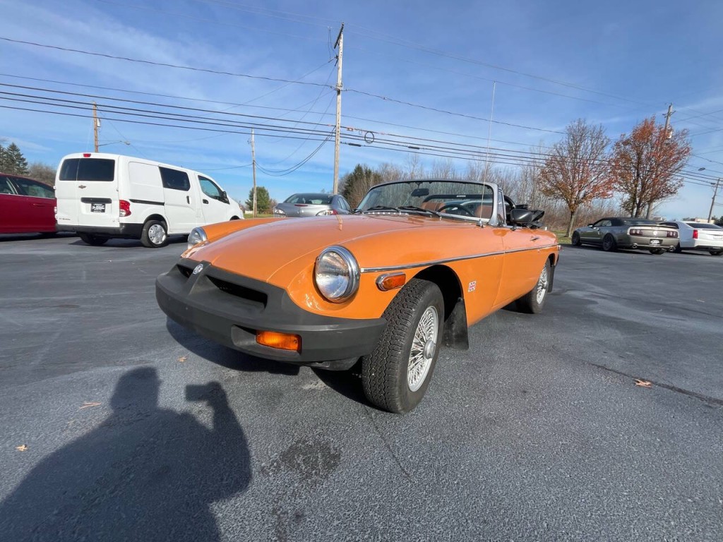 1976 MG MGB Image 5