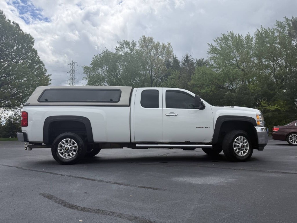 2012 Chevrolet Silverado 1500 Image 2