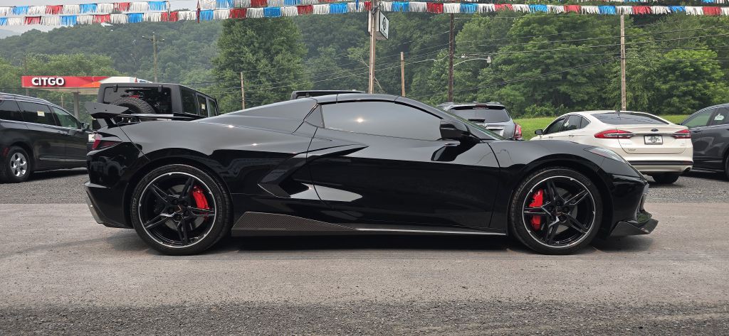 2022 Chevrolet Corvette Image 3