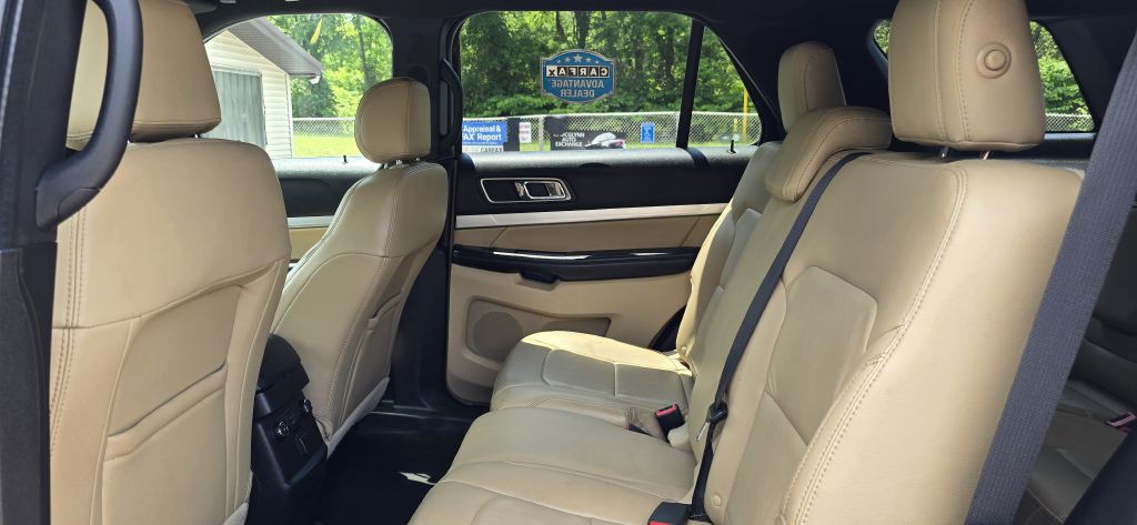 2017 Ford Explorer Image 15