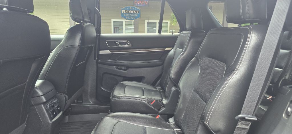 2018 Ford Explorer Image 16