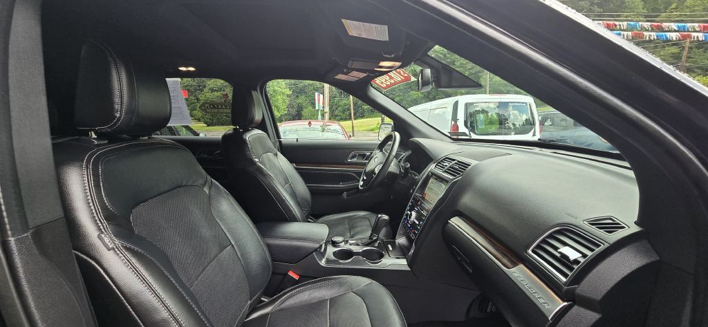 2018 Ford Explorer Image 31