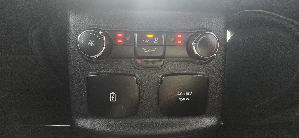 2018 Ford Explorer Image 33