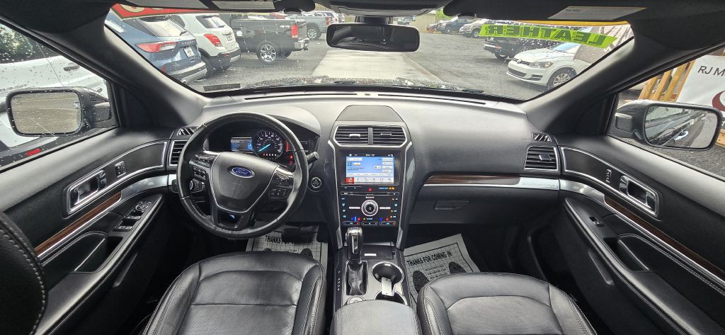 2018 Ford Explorer Image 38