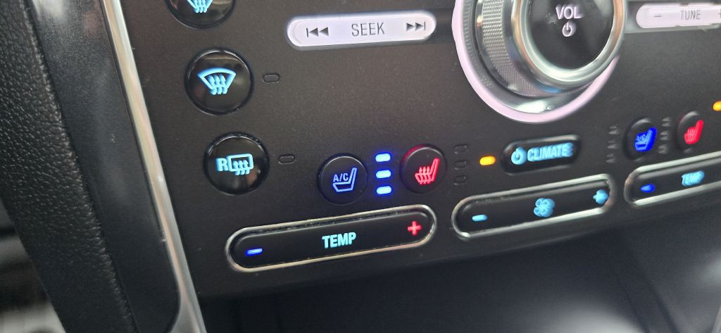 2018 Ford Explorer Image 46