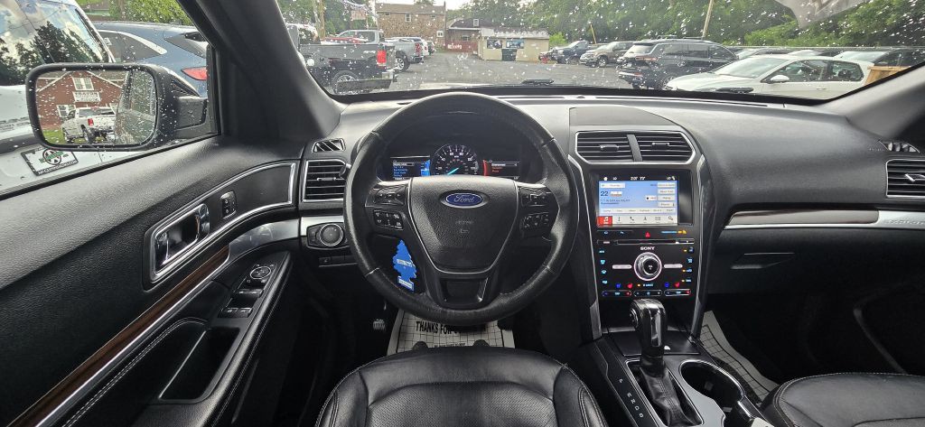 2018 Ford Explorer Image 54