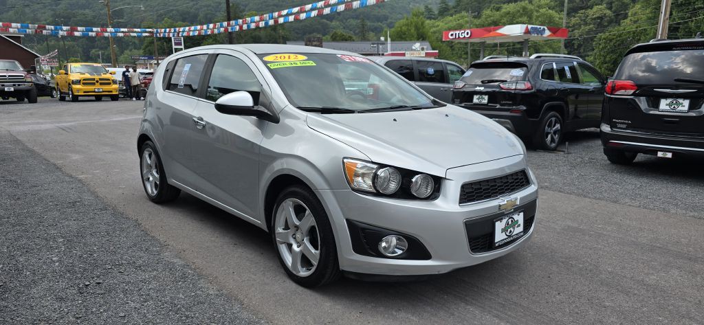 2012 Chevrolet Sonic Image 4