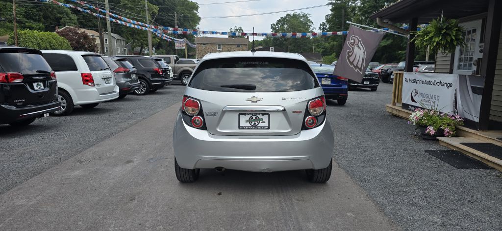 2012 Chevrolet Sonic Image 6