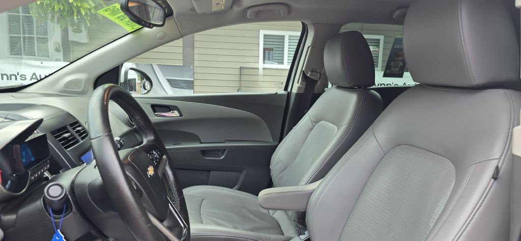 2012 Chevrolet Sonic Image 14