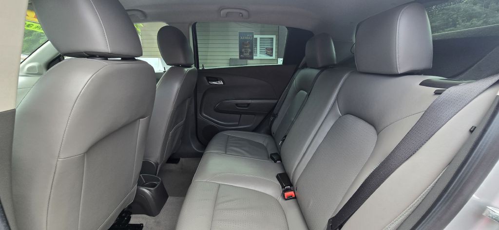 2012 Chevrolet Sonic Image 17