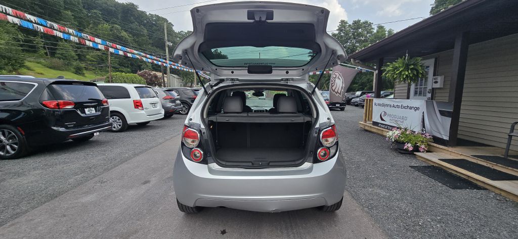 2012 Chevrolet Sonic Image 18