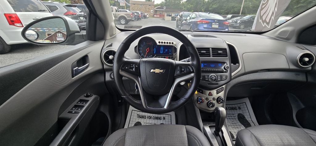 2012 Chevrolet Sonic Image 35