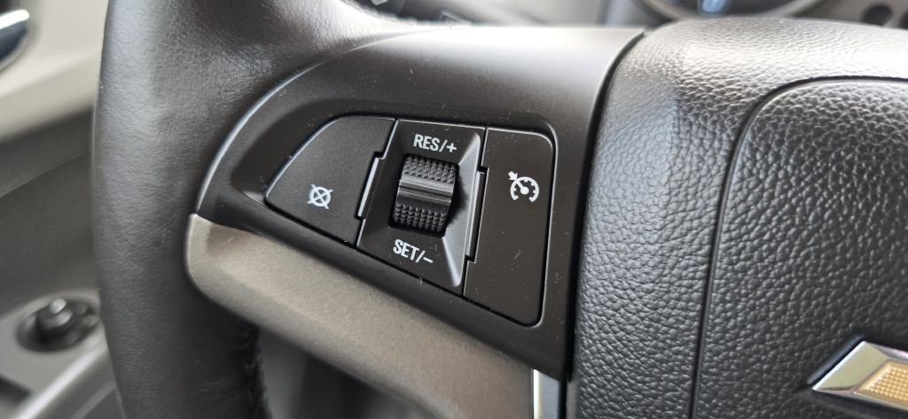 2012 Chevrolet Sonic Image 37