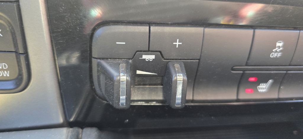 2016 RAM 1500 Image 43