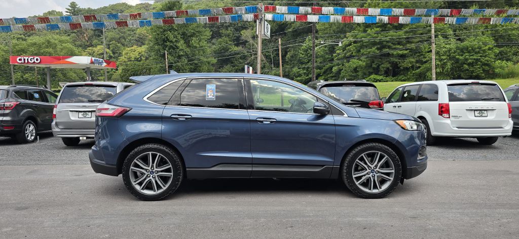 2019 Ford Edge Image 1
