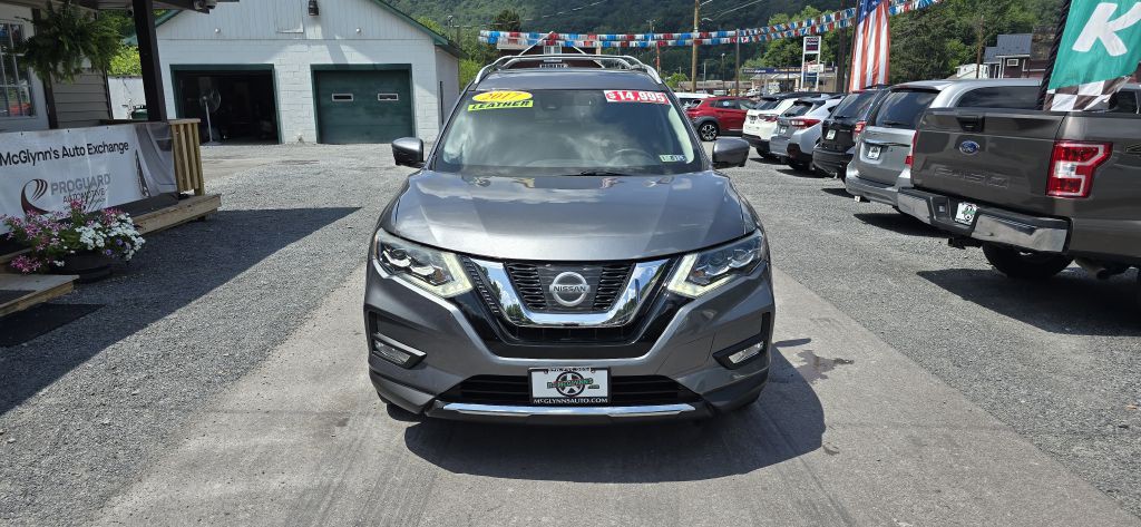 2017 Nissan Rogue Image 3