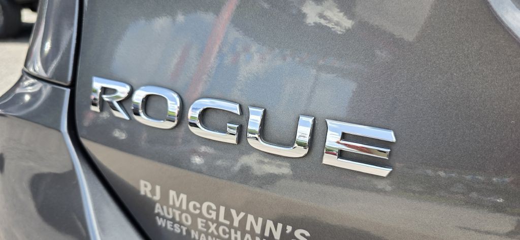 2017 Nissan Rogue Image 29