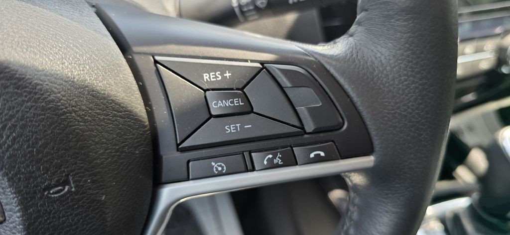 2017 Nissan Rogue Image 56