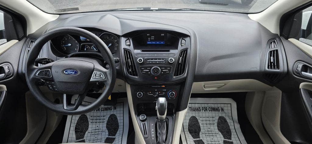 2016 Ford Focus Image 26