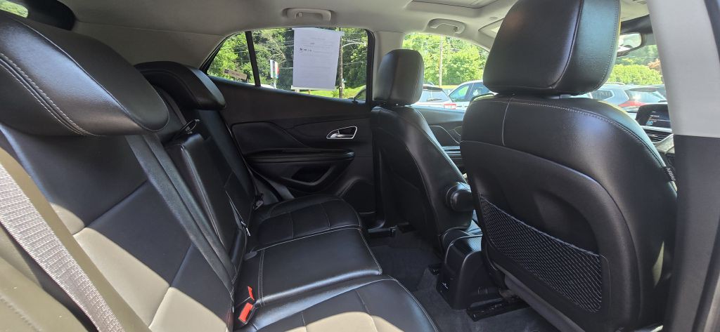 2016 Buick Enclave Image 26