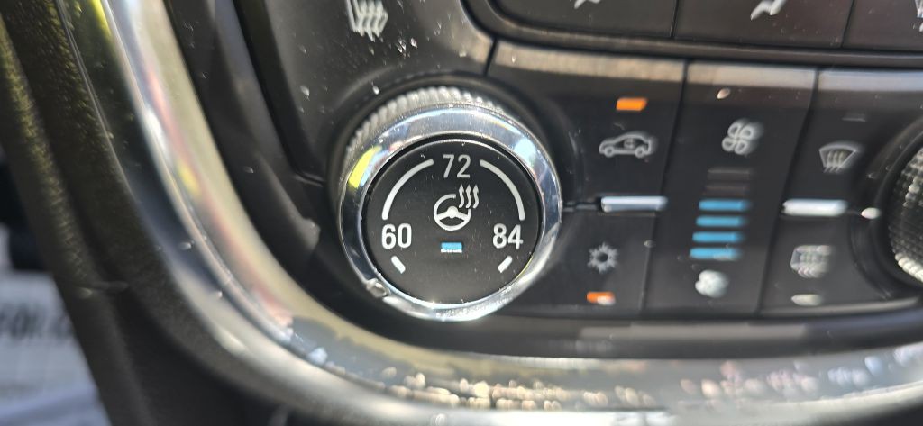 2016 Buick Enclave Image 35