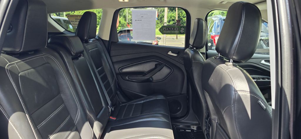 2019 Ford Escape Image 32