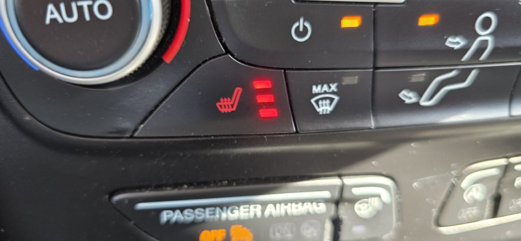 2019 Ford Escape Image 41