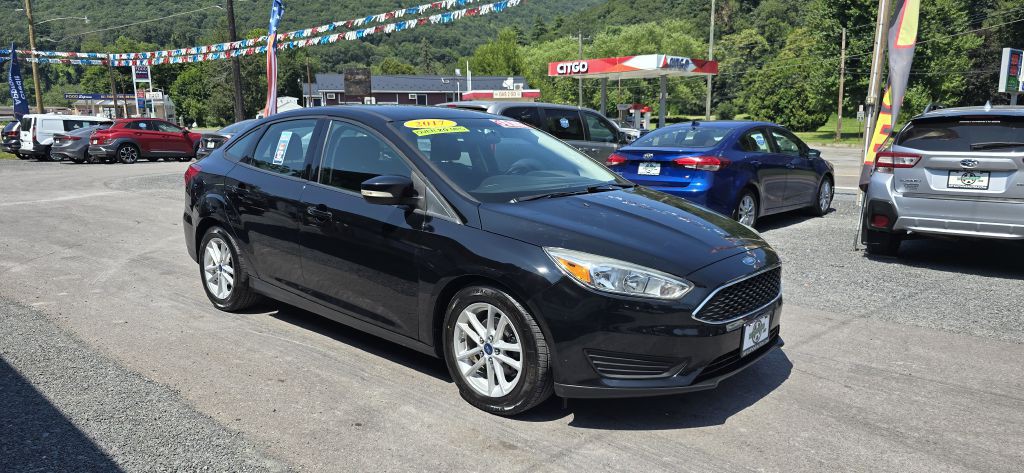 2017 Ford Focus Image 4
