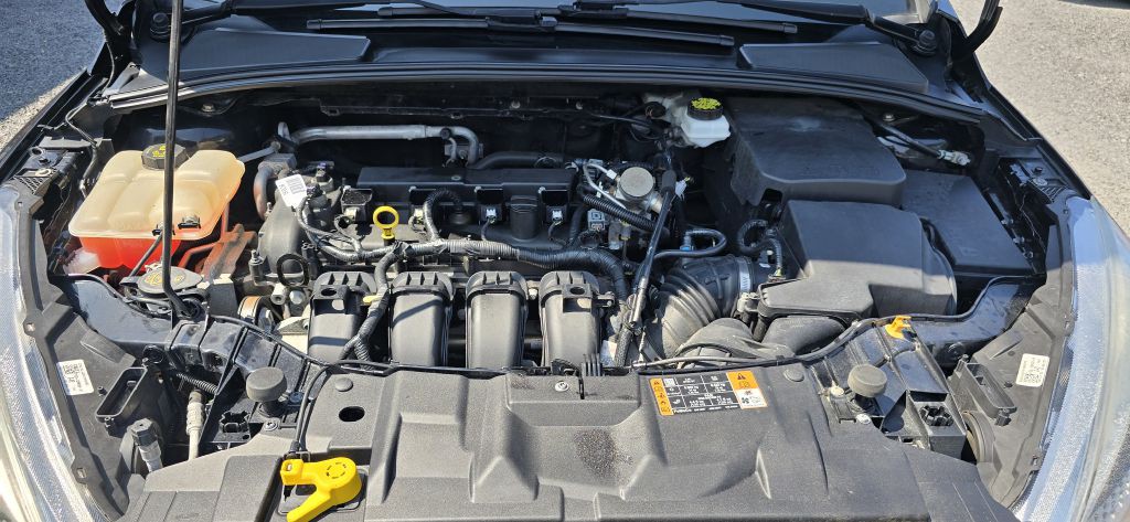 2017 Ford Focus Image 42
