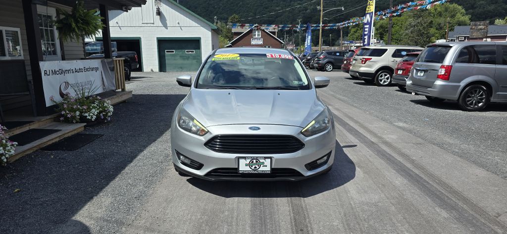 2017 Ford Focus Image 4