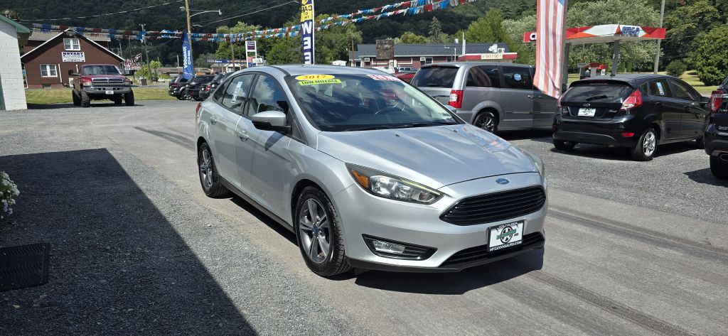 2017 Ford Focus Image 6