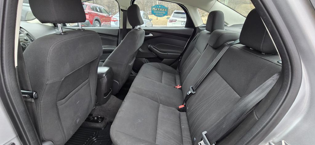 2017 Ford Focus Image 14