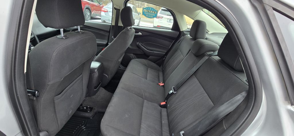 2017 Ford Focus Image 15