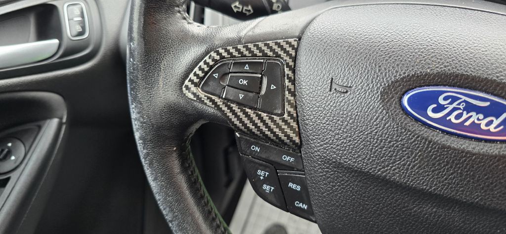 2017 Ford Focus Image 43