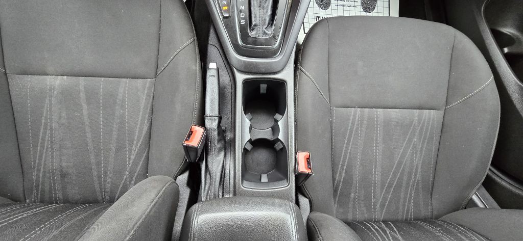2017 Ford Focus Image 49