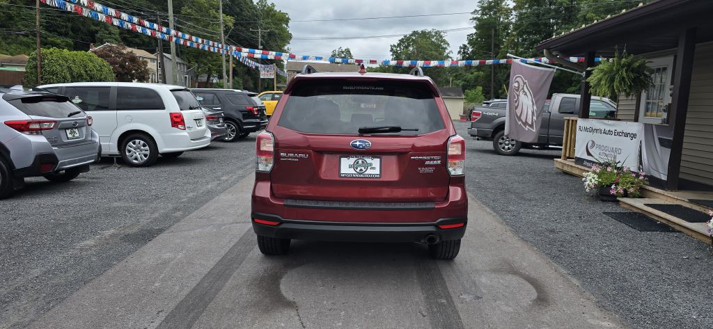 2017 Subaru Forester Image 6