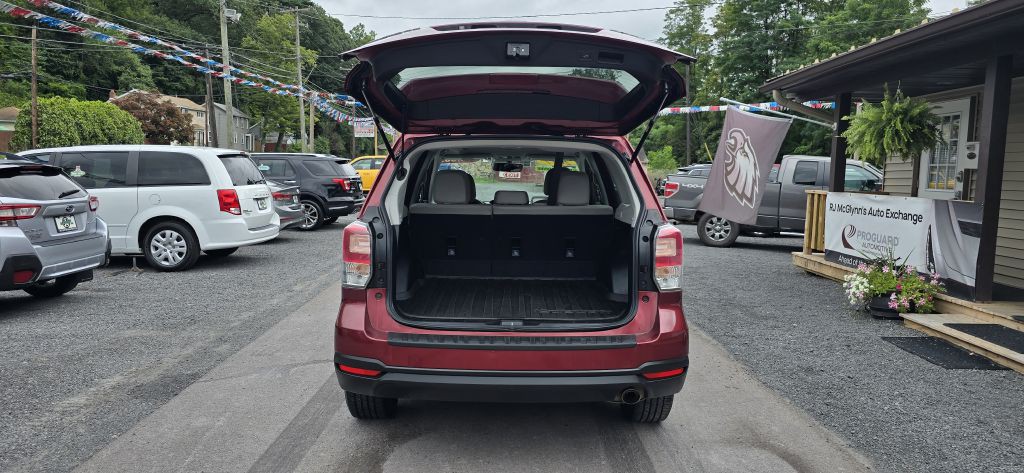 2017 Subaru Forester Image 22