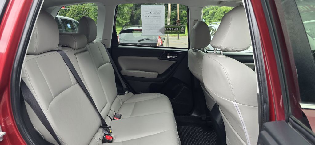 2017 Subaru Forester Image 26