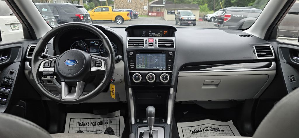 2017 Subaru Forester Image 31
